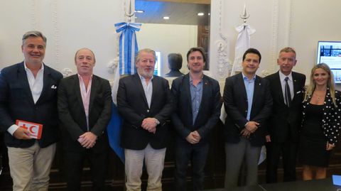 La Defensoría del Pueblo de la Nación se reunió con autoridades de la Cruz Roja Argentina