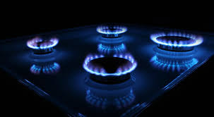 El Ministerio de Energía resolvió mantener la bonificación del 100% del gas a beneficiarios de la Tarifa Social, como lo solicitó el Defensor del Pueblo de la Nación.
	
	