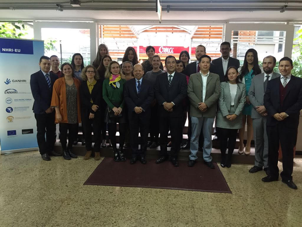 La Defensoría del Pueblo de la Nación participó en Bogotá de un encuentro sobre Empresas y Derechos Humanos